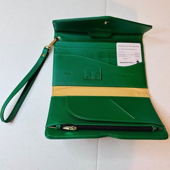 RFID Blocking Green Wallet Clutch Wristlet with Snap closure Multiple Card Slots - Picture 11 of 11